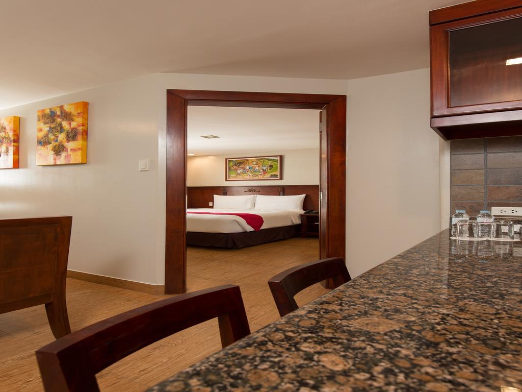 Mj Hotel And Suites Cebu Dış mekan fotoğraf